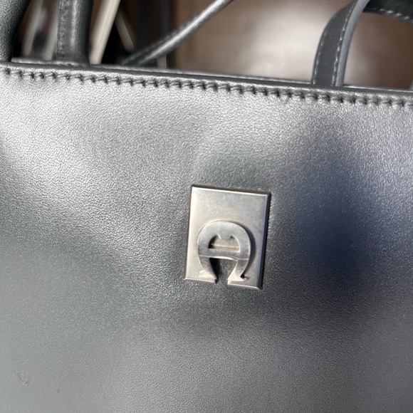 Etienne Aigner Metallic Gray Satchel w/ Matching Wallet - Picture 2 of 11